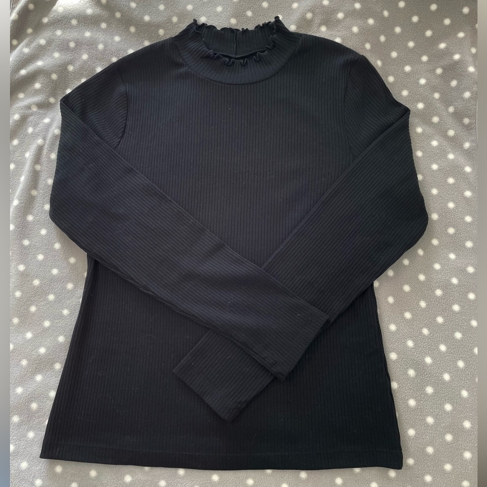 NWOT Black Ribbed Long Sleeve Top Purchased in Japan